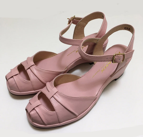 Pleated Toe, Wedges - Re-Mix Vintage Shoes