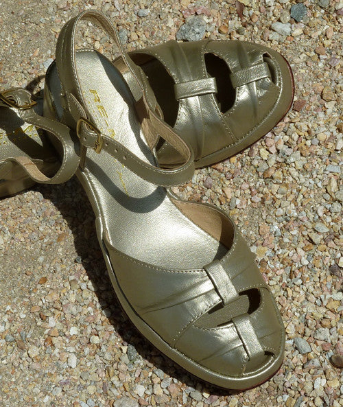 Pleated Toe, Wedges - Re-Mix Vintage Shoes