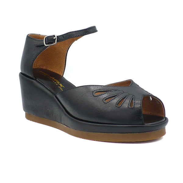 Amazon, Wedges - Re-Mix Vintage Shoes