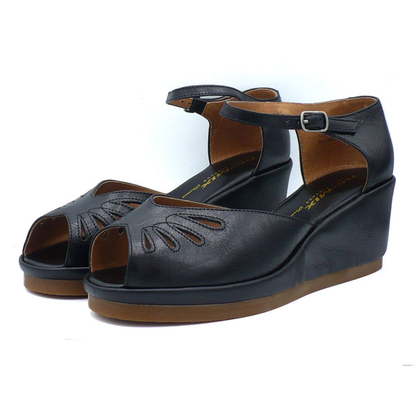 Amazon, Wedges - Re-Mix Vintage Shoes