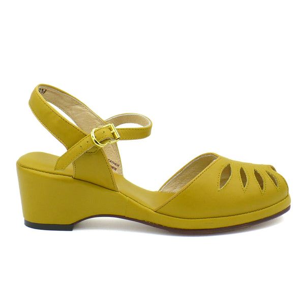 Vogue, Wedges - Re-Mix Vintage Shoes