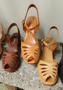 Vogue, Wedges - Re-Mix Vintage Shoes