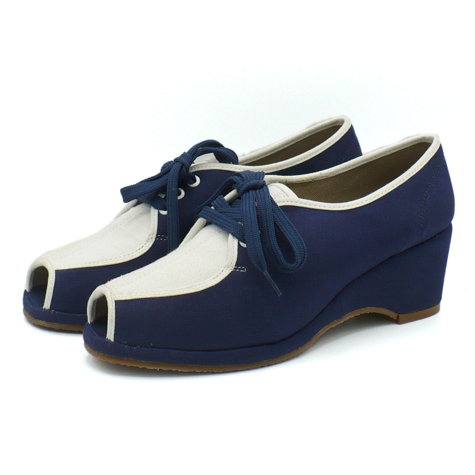 Playtime – Re-Mix Vintage Shoes